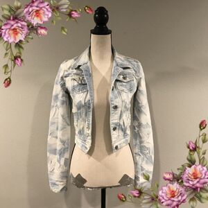Mudd Light Blue Floral Print Cropped Jean Jacket
